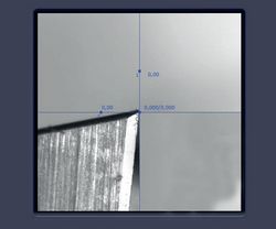 Längs-/Quermaß, Winkel, Überstand <p>Messprogramm zur Vermessung von Reibahlen für die Ventilsitzbearbeitung.</p>